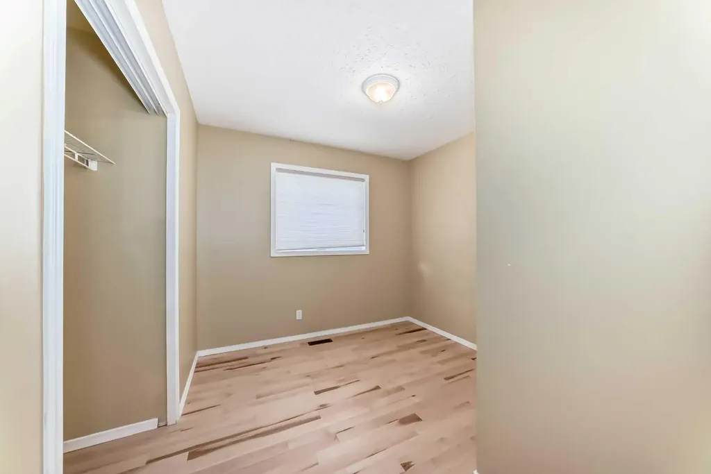 50 Green Meadow Drive Strathmore AB T1P1H2