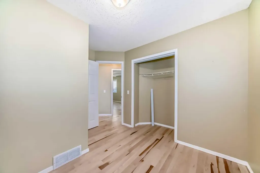 50 Green Meadow Drive Strathmore AB T1P1H2