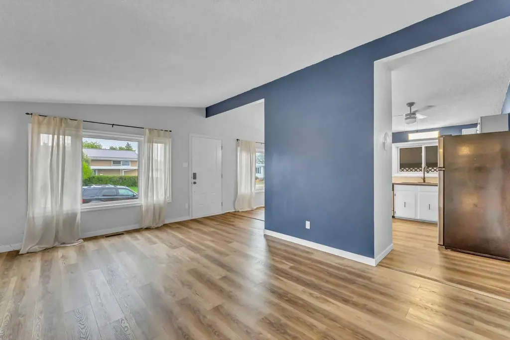 1252 Crockford Crescent NW Medicine Hat AB T1A 7C4