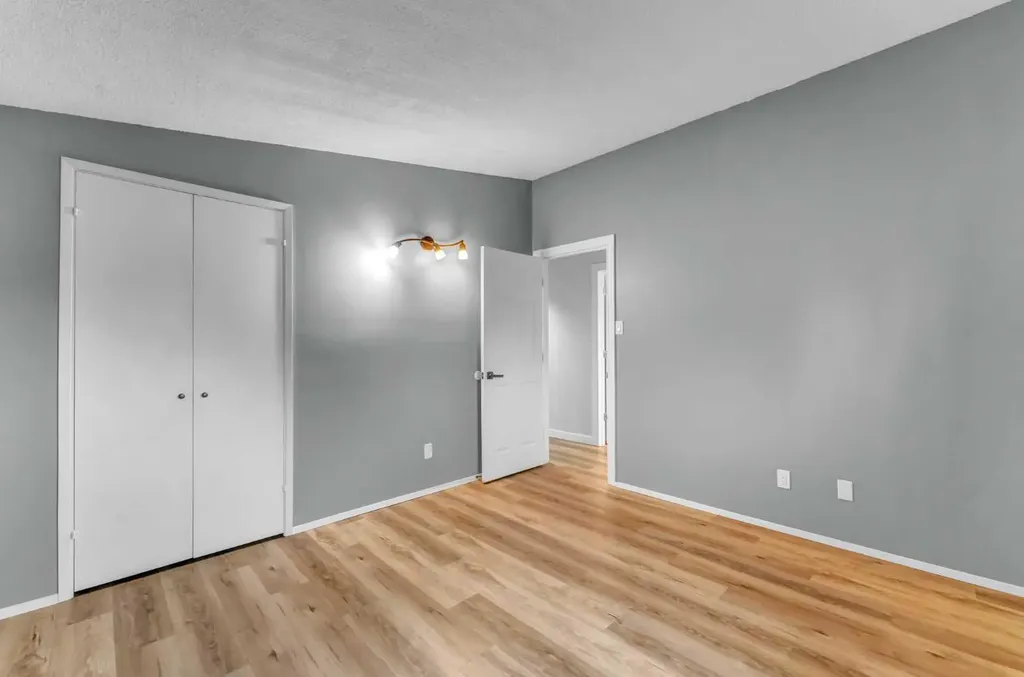1252 Crockford Crescent NW Medicine Hat AB T1A 7C4