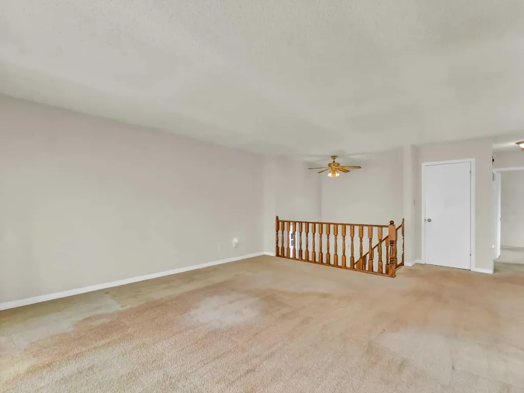 39 Rae Crescent SE Medicine Hat AB T1B3A2