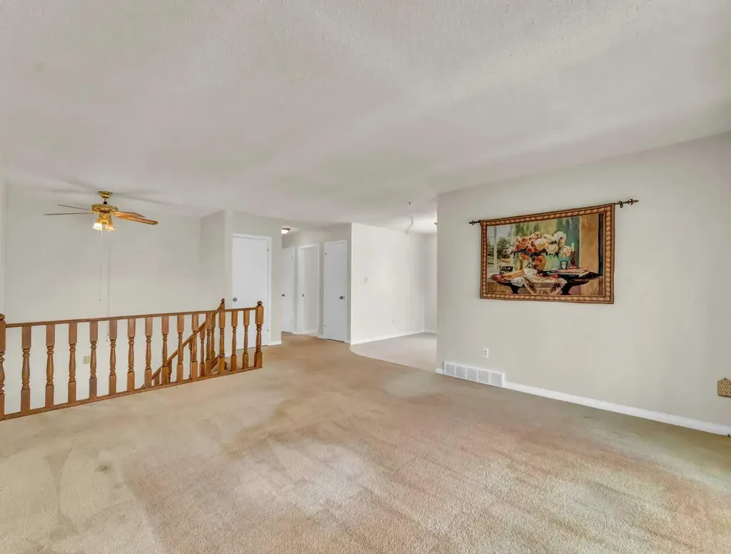 39 Rae Crescent SE Medicine Hat AB T1B3A2