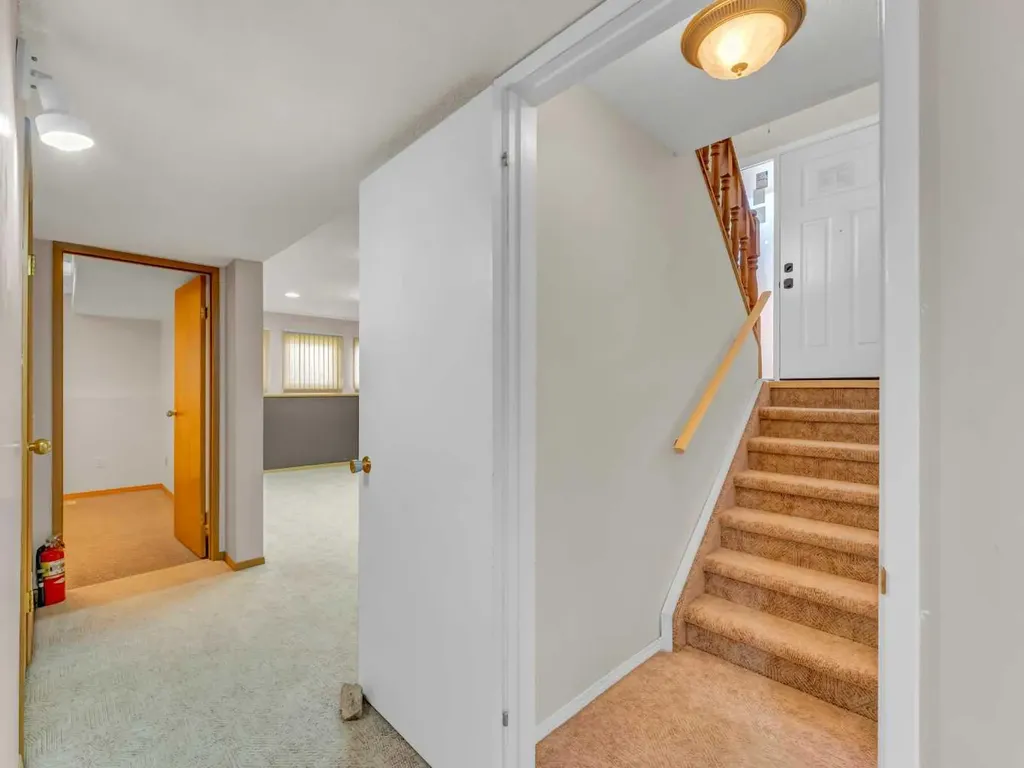 39 Rae Crescent SE Medicine Hat AB T1B3A2