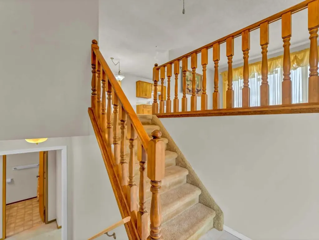 39 Rae Crescent SE Medicine Hat AB T1B3A2