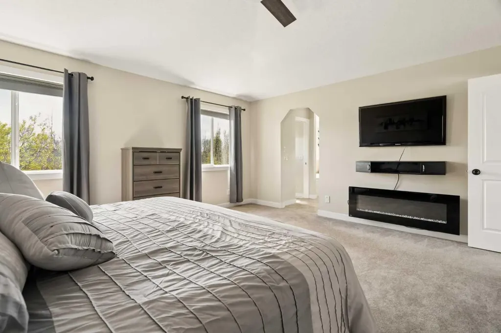 150 Crystal Green Drive Okotoks AB T1S 0C8
