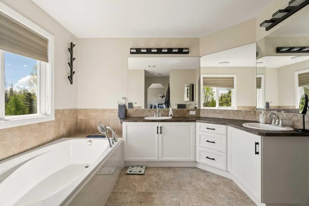 150 Crystal Green Drive Okotoks AB T1S 0C8