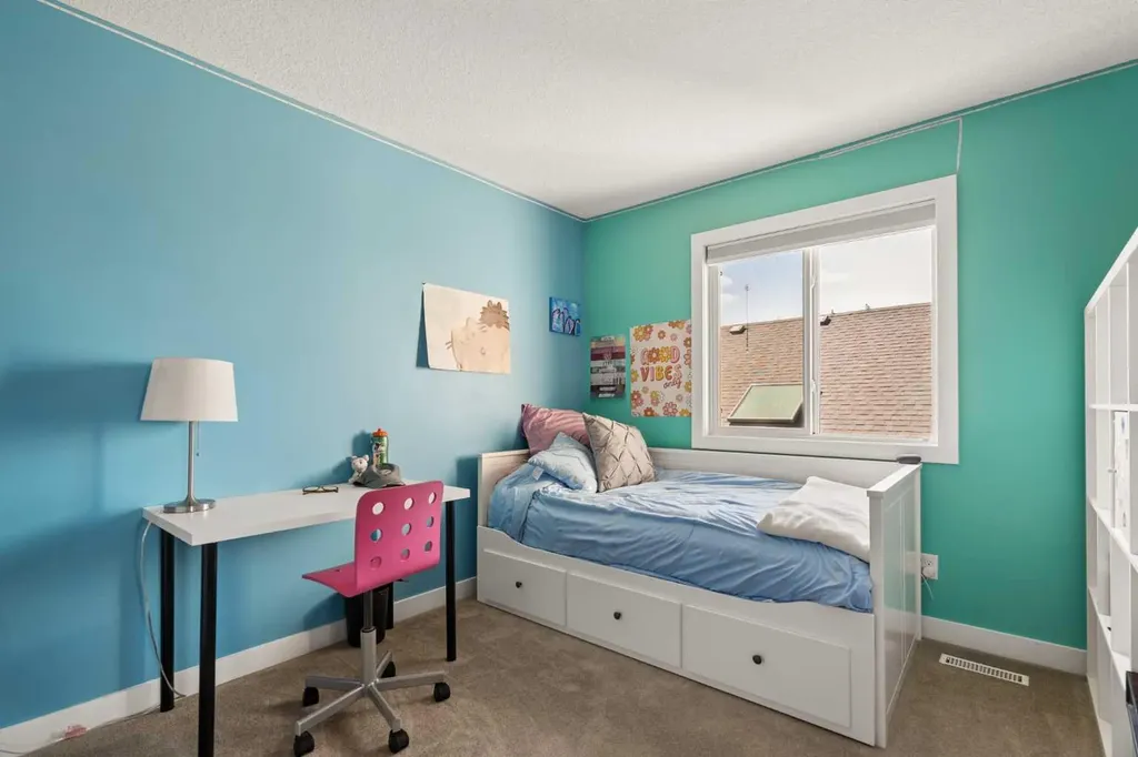 150 Crystal Green Drive Okotoks AB T1S 0C8
