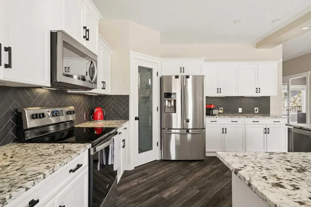 150 Crystal Green Drive Okotoks AB T1S 0C8