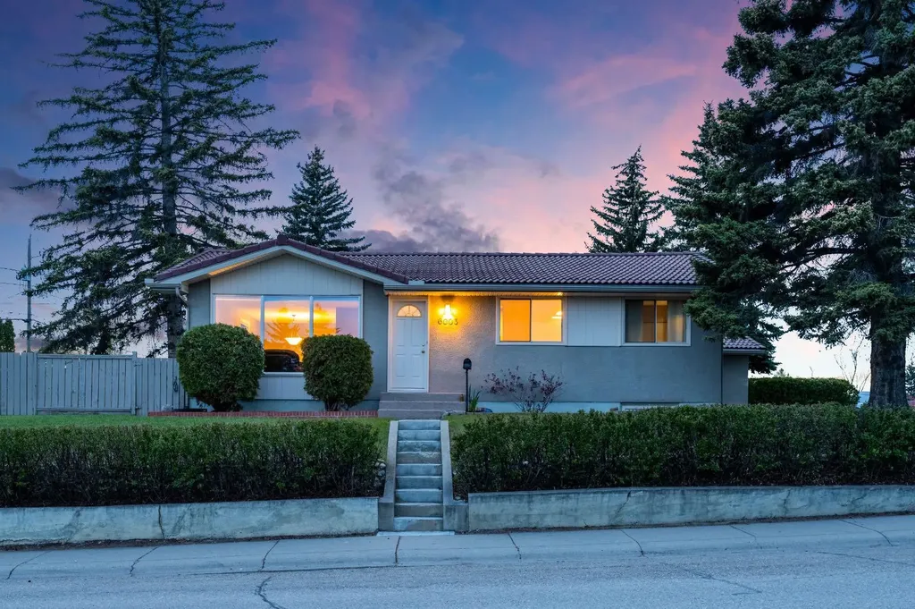 6003 Legsby Road SW Calgary AB T3E 5G5