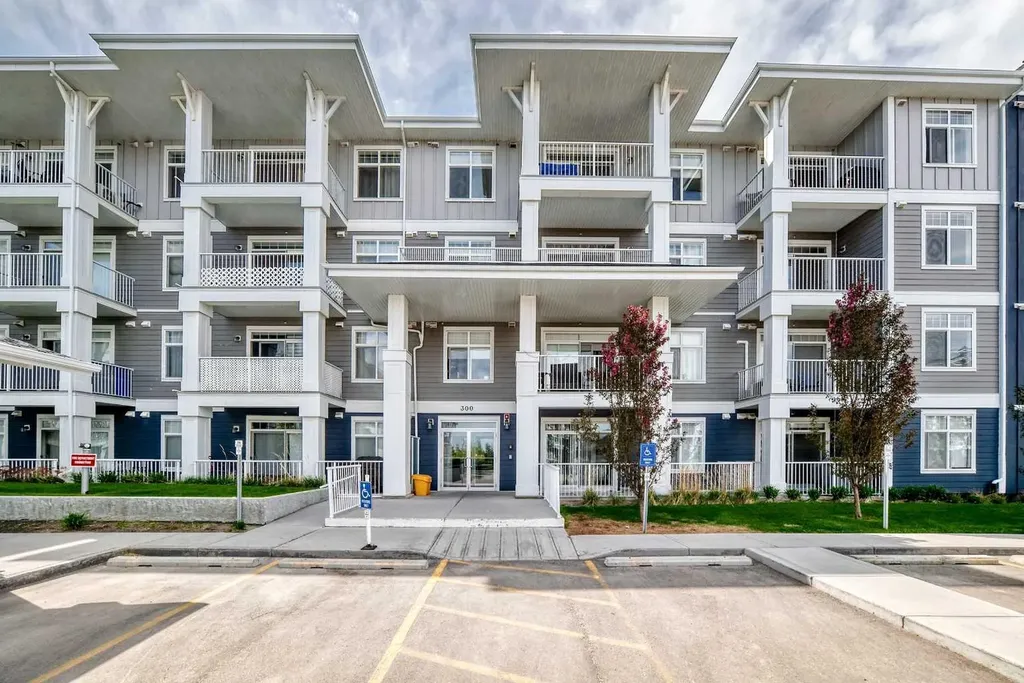 300 Auburn Meadows Common SE Calgary AB T3M 3E7