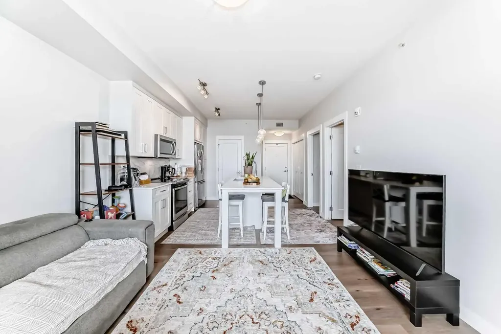 300 Auburn Meadows Common SE Calgary AB T3M 3E7