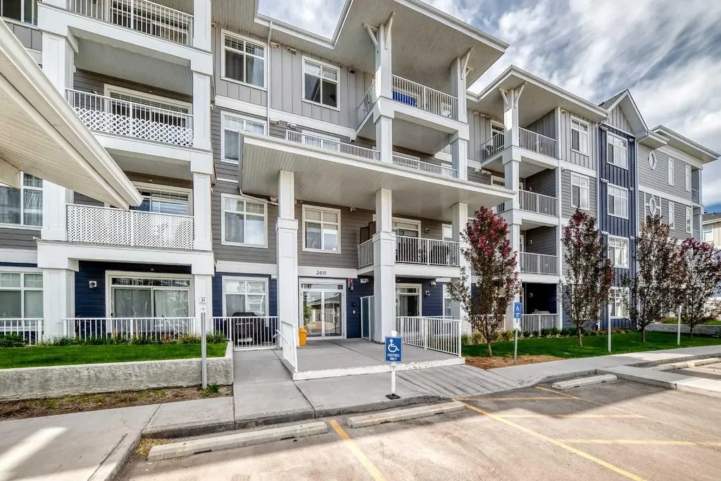 300 Auburn Meadows Common SE Calgary AB T3M 3E7