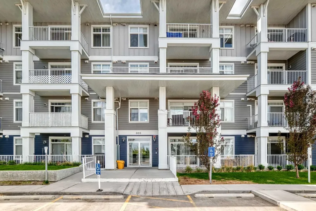300 Auburn Meadows Common SE Calgary AB T3M 3E7