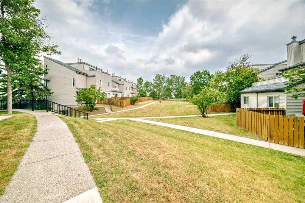 1540 29 Street NW Calgary AB T2N 4M1