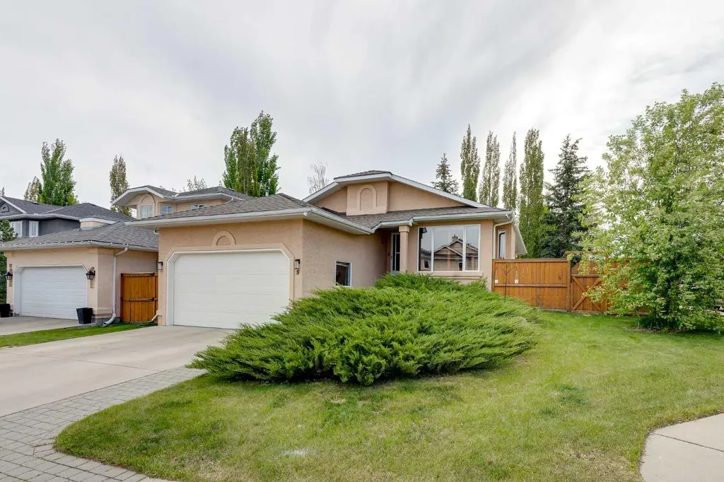 8 Mt Cascade Close SE Calgary AB T2Z 2K3