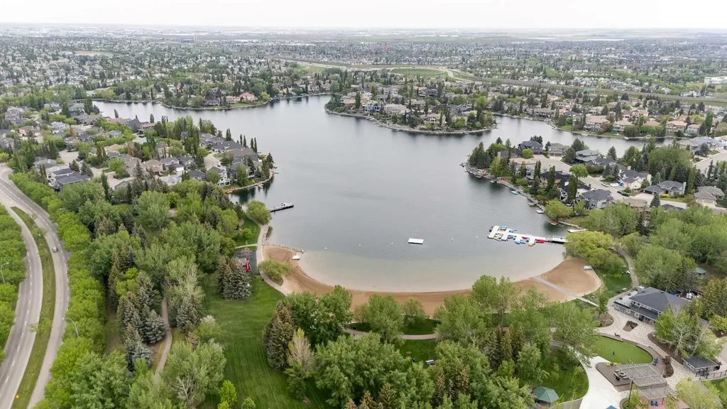 8 Mt Cascade Close SE Calgary AB T2Z 2K3