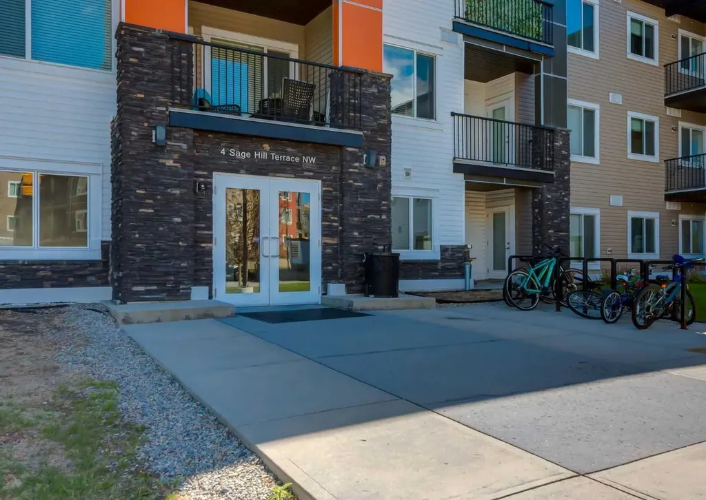 4 Sage Hill Terrace NW Calgary AB T3R 0W4