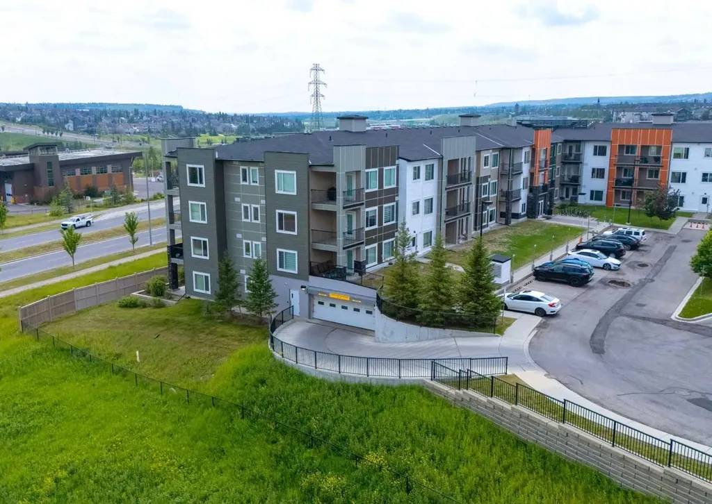 4 Sage Hill Terrace NW Calgary AB T3R 0W4