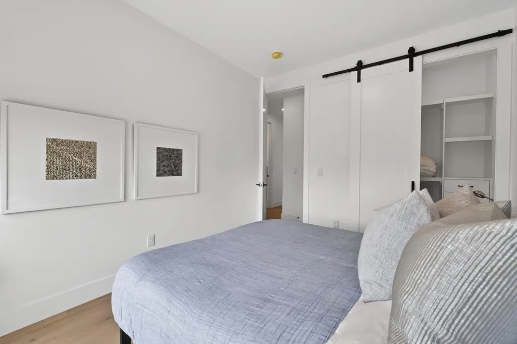 2506 20 Street SW Calgary AB T2T4Z3