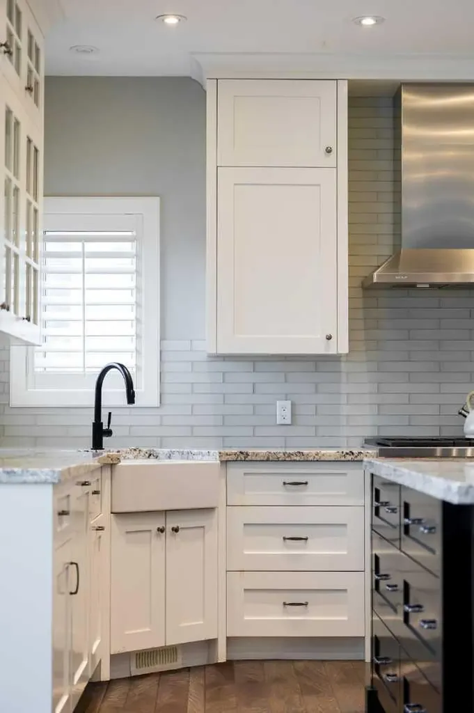 22 Strathridge Court SW Calgary AB T3H 4M2
