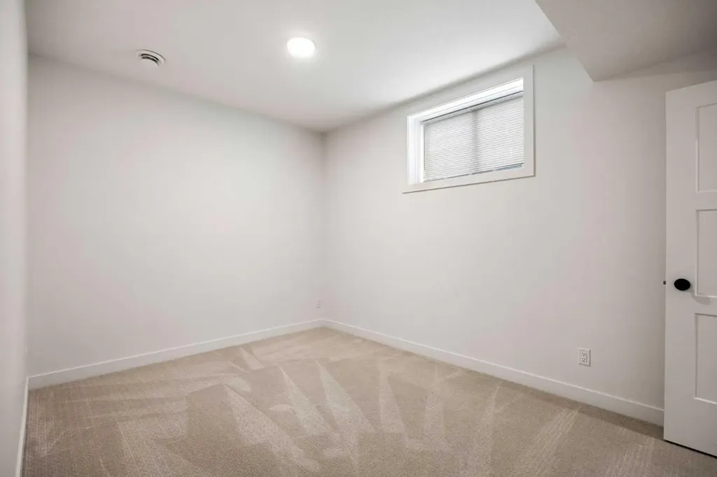 22 Strathridge Court SW Calgary AB T3H 4M2