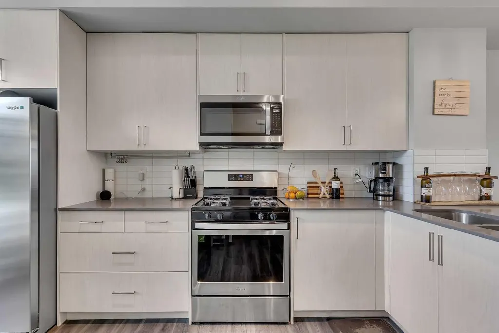 154 Seton Passage SE Calgary AB T3M3A6