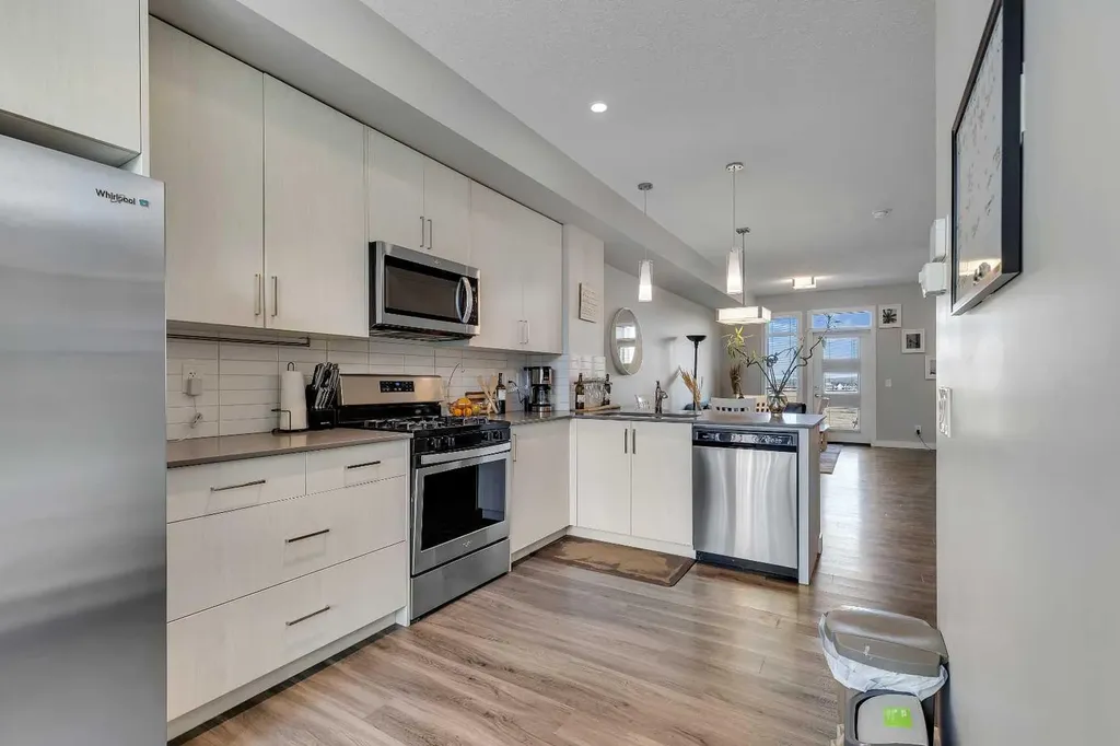 154 Seton Passage SE Calgary AB T3M3A6