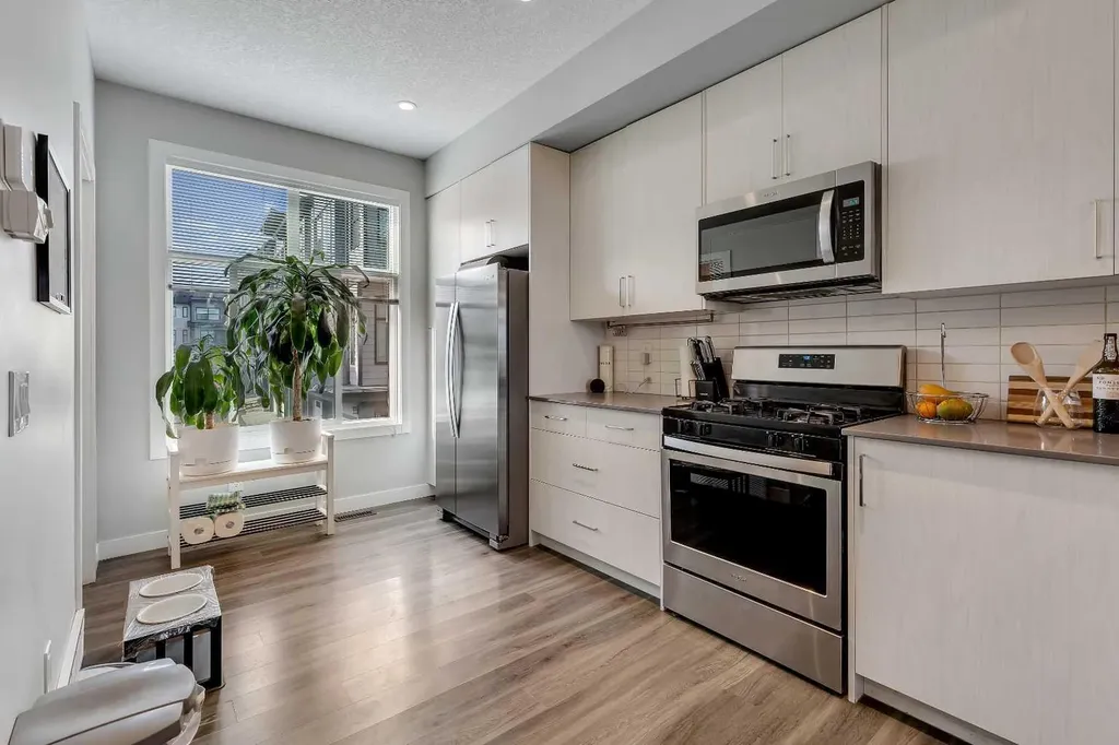 154 Seton Passage SE Calgary AB T3M3A6
