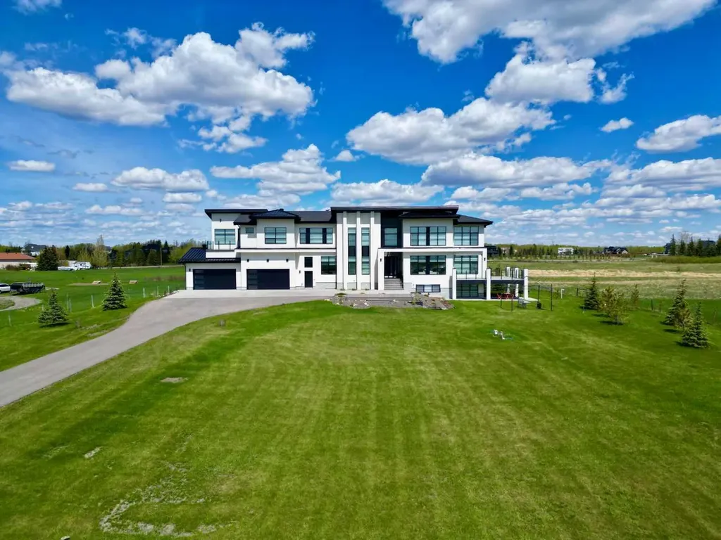 33190 Glendale Road Rural Rocky View County AB T4C 2Z4