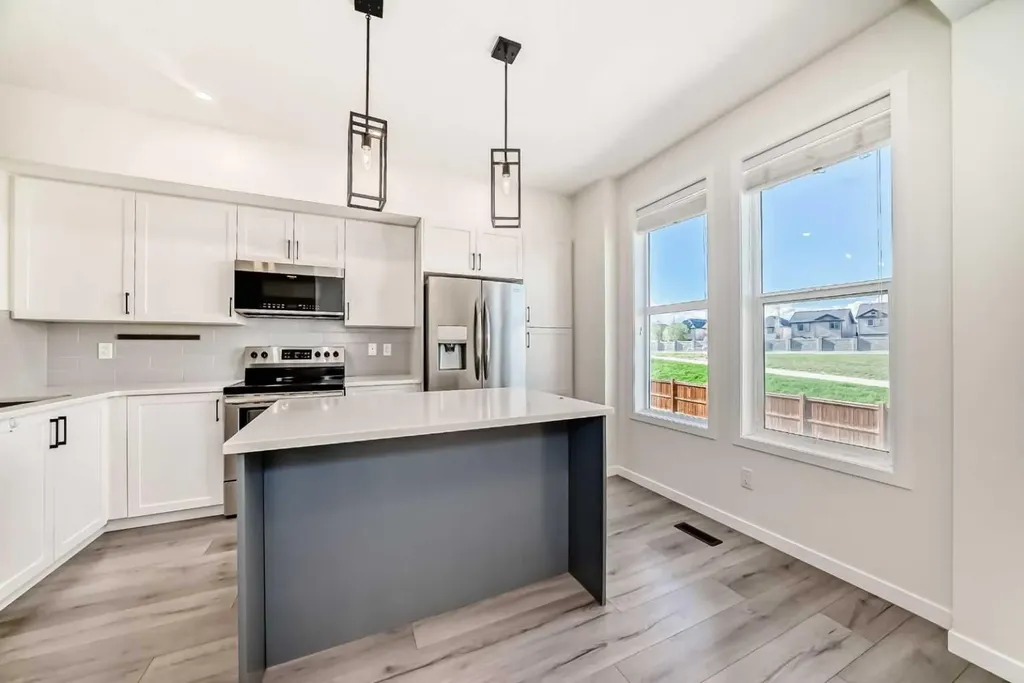 336 South Point Square SW Airdrie AB T4B 5C3