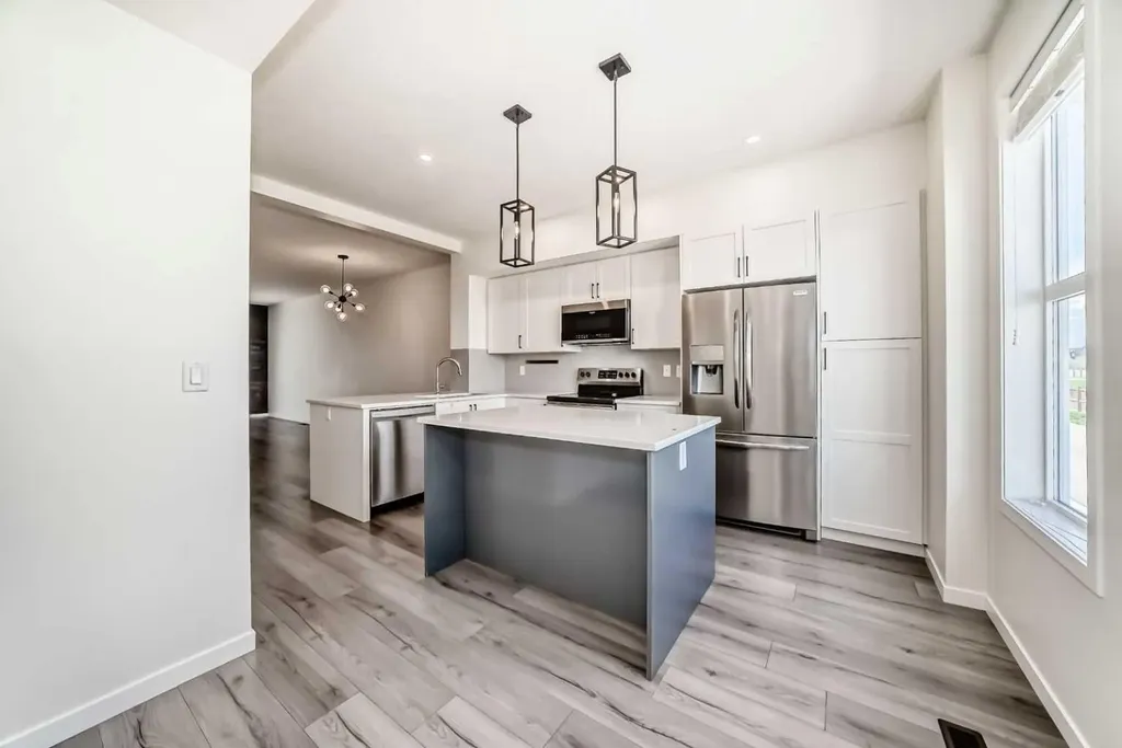336 South Point Square SW Airdrie AB T4B 5C3
