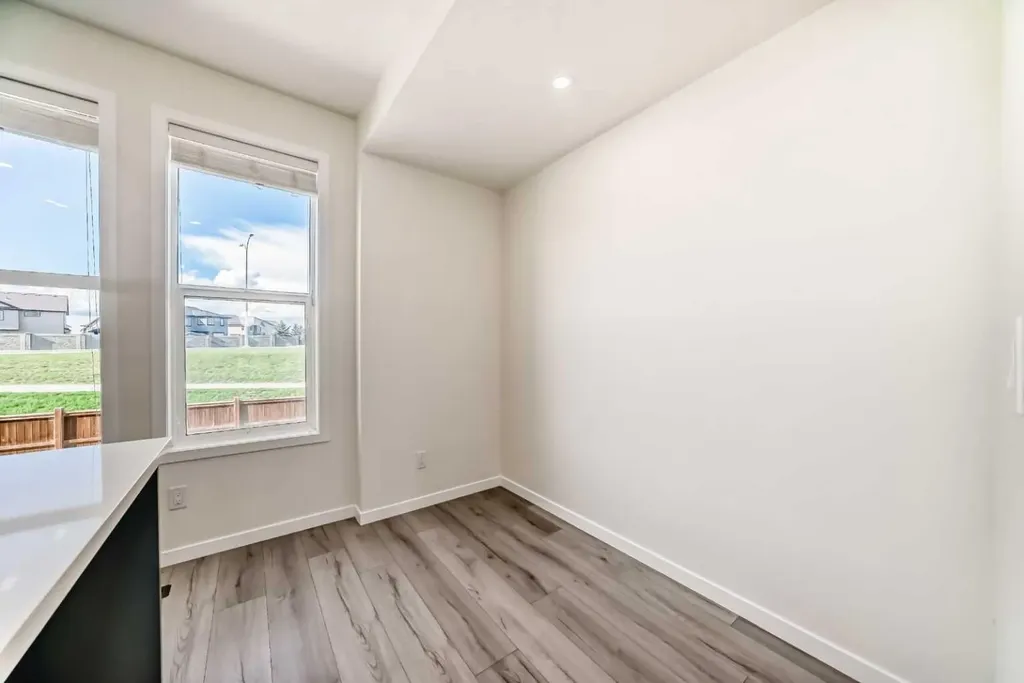 336 South Point Square SW Airdrie AB T4B 5C3