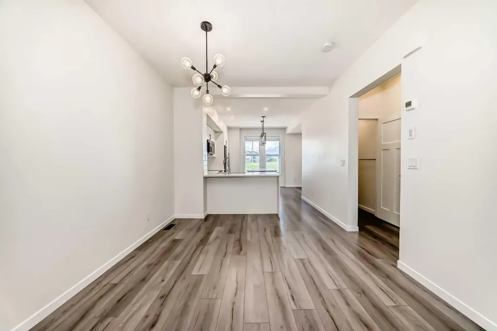 336 South Point Square SW Airdrie AB T4B 5C3