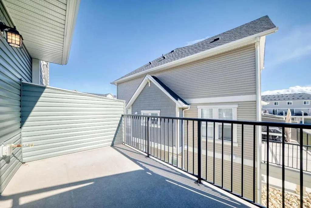 336 South Point Square SW Airdrie AB T4B 5C3