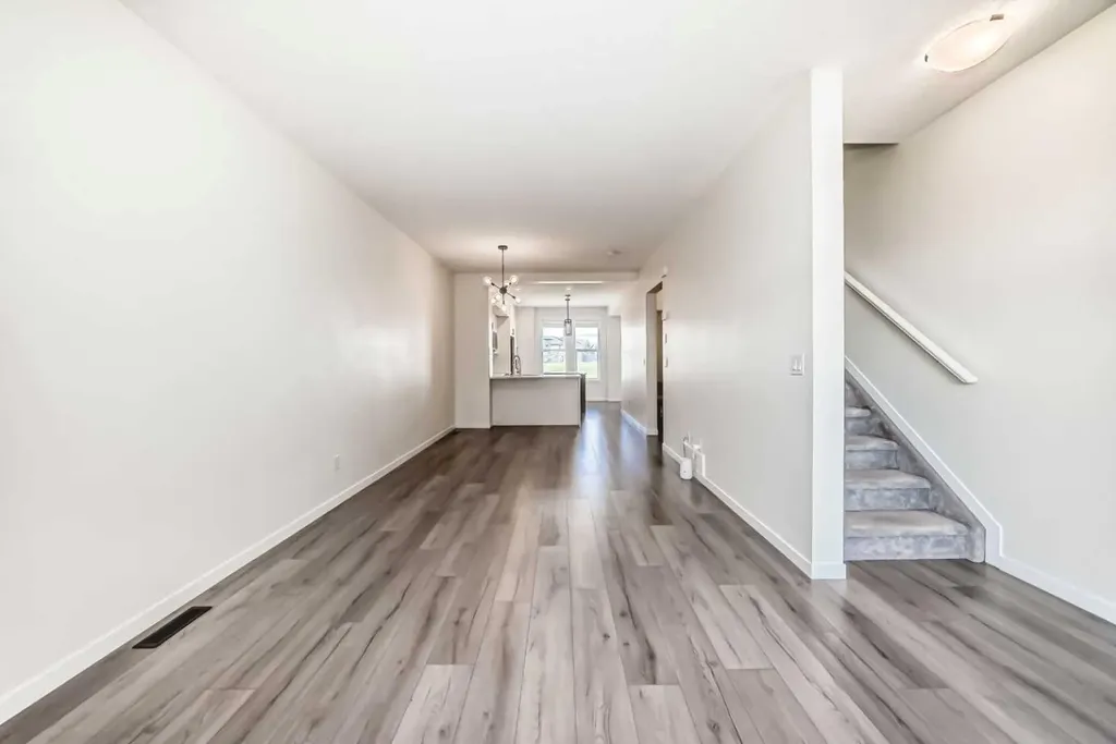 336 South Point Square SW Airdrie AB T4B 5C3