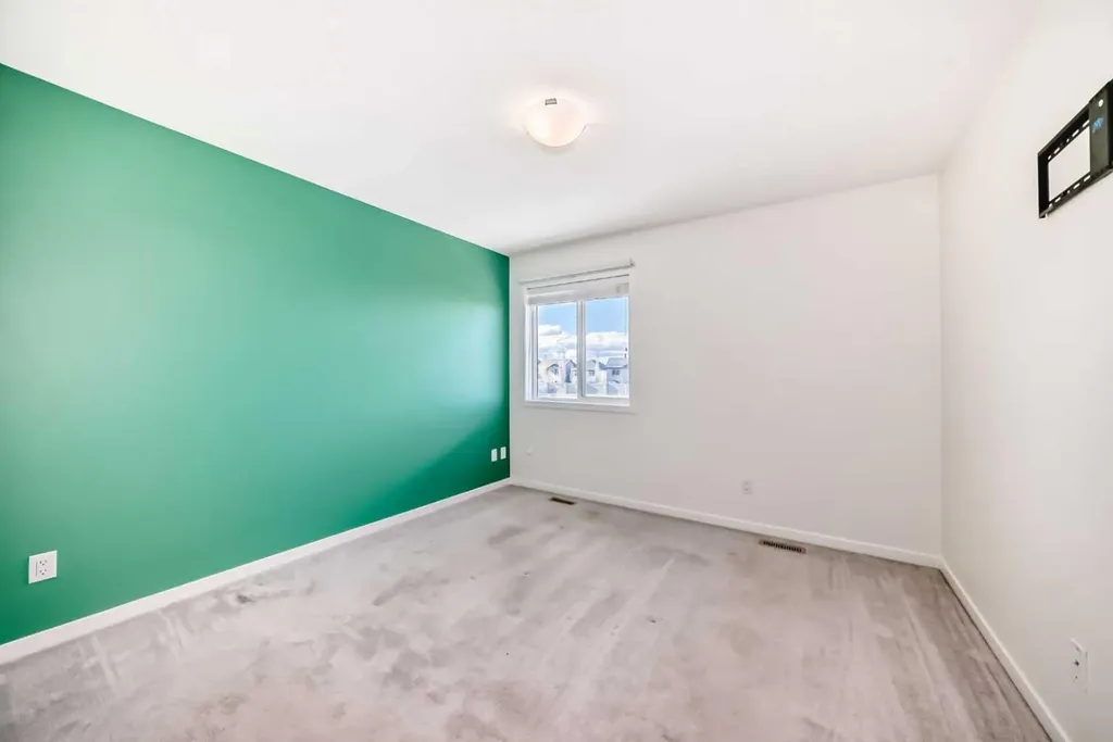 336 South Point Square SW Airdrie AB T4B 5C3
