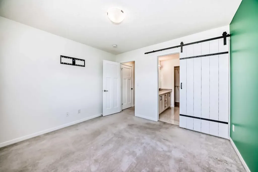 336 South Point Square SW Airdrie AB T4B 5C3