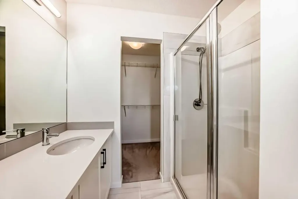 336 South Point Square SW Airdrie AB T4B 5C3