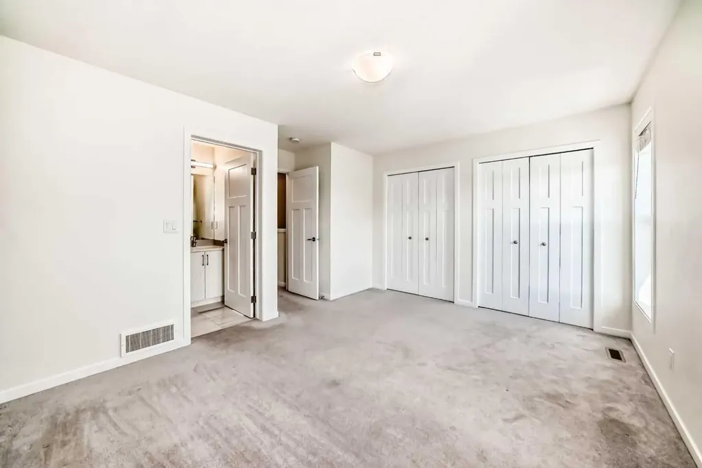 336 South Point Square SW Airdrie AB T4B 5C3
