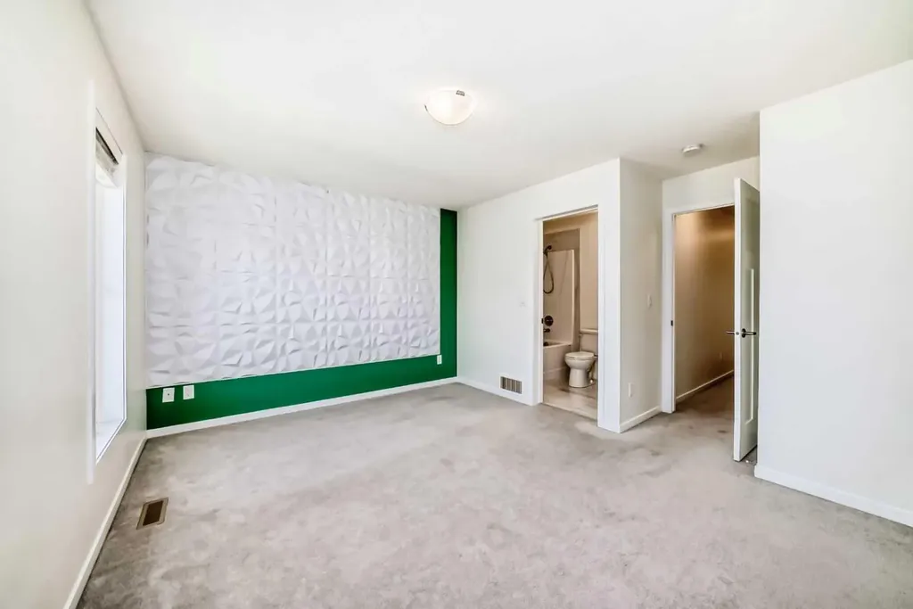 336 South Point Square SW Airdrie AB T4B 5C3