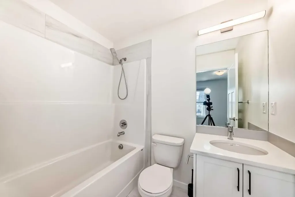 336 South Point Square SW Airdrie AB T4B 5C3
