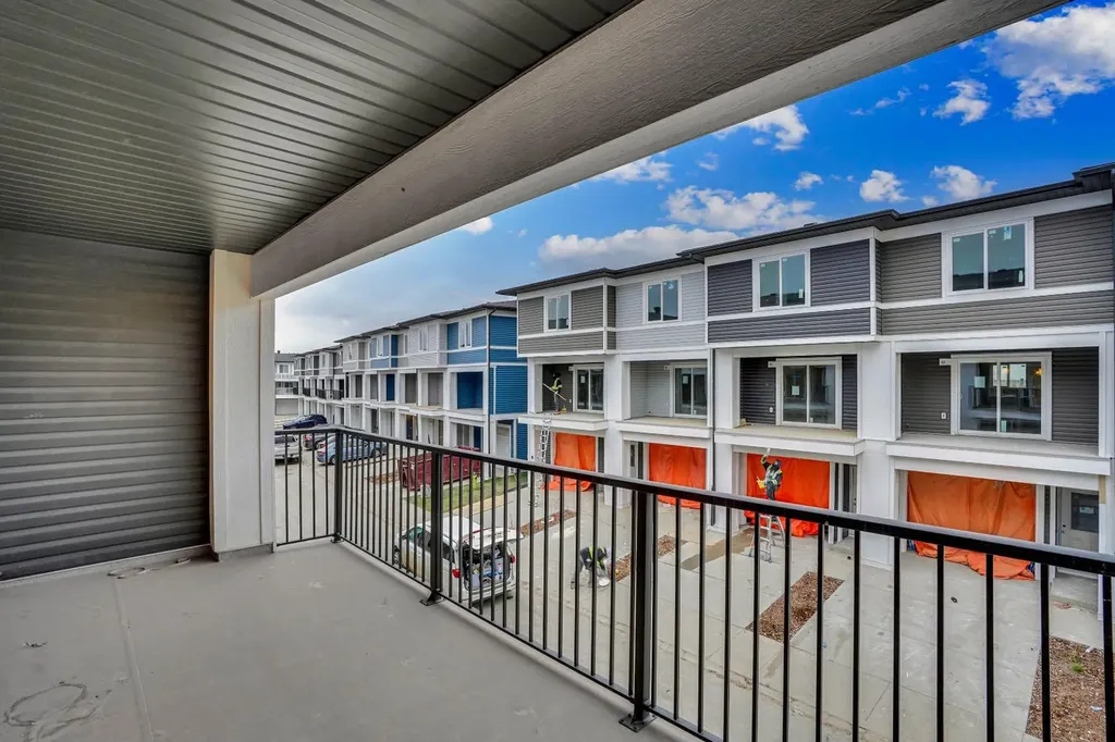 186 Belmont Street SW Calgary AB T2X 5X5