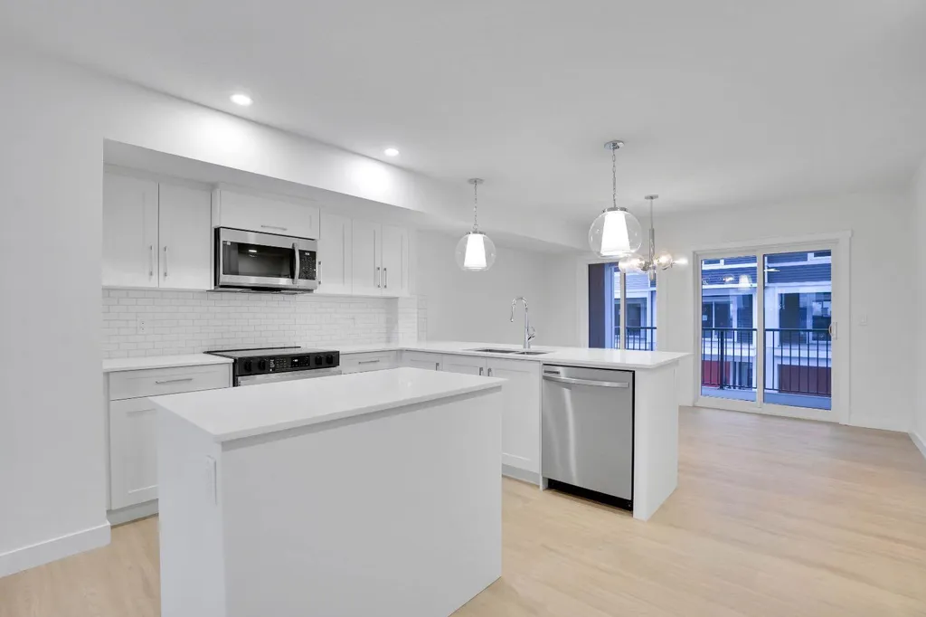 186 Belmont Street SW Calgary AB T2X 5X5