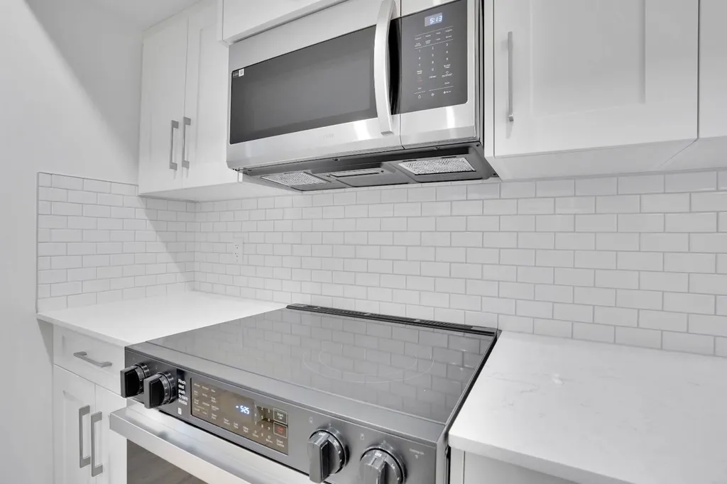 186 Belmont Street SW Calgary AB T2X 5X5