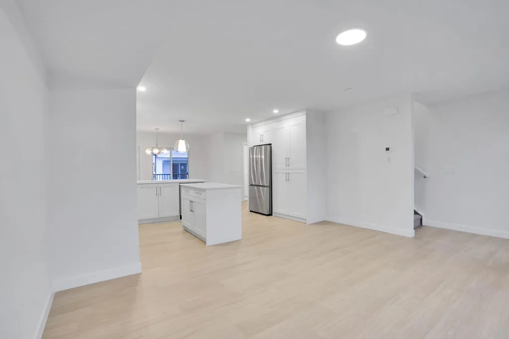 186 Belmont Street SW Calgary AB T2X 5X5