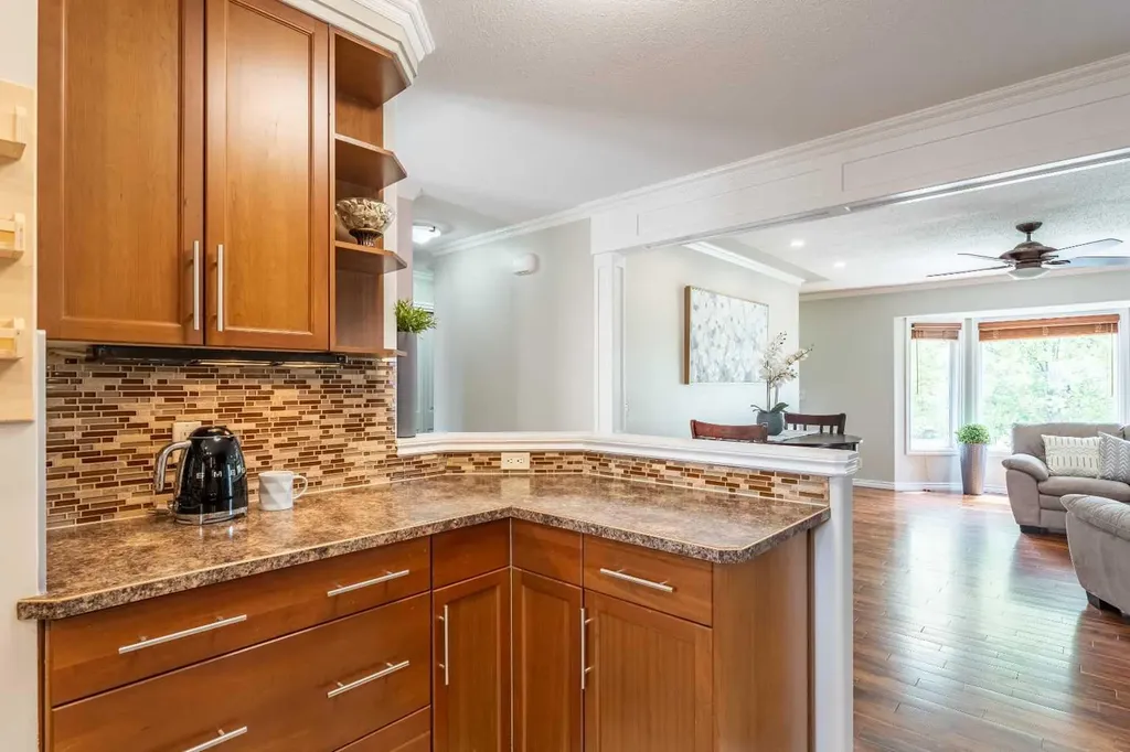 248 Templevale Road NE Calgary AB T1Y 4W3