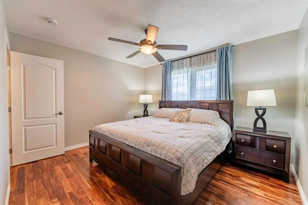 248 Templevale Road NE Calgary AB T1Y 4W3