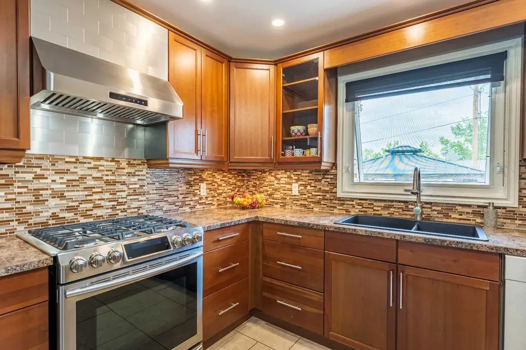 248 Templevale Road NE Calgary AB T1Y 4W3