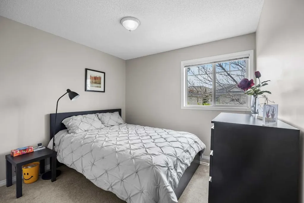 33 Country Hills Cove NW Calgary AB T3K 5G7