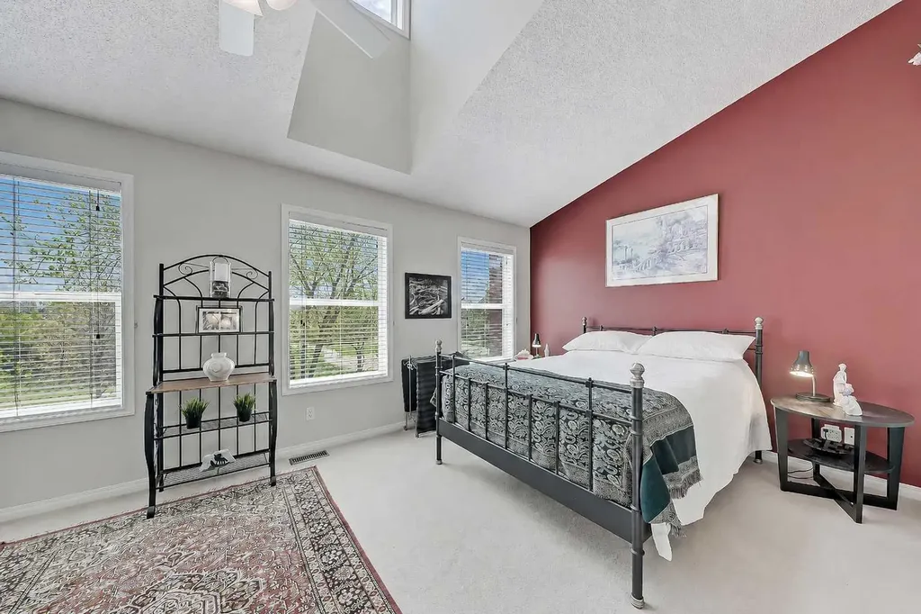 48 Promenade Way SE Calgary AB T2Z 3R4